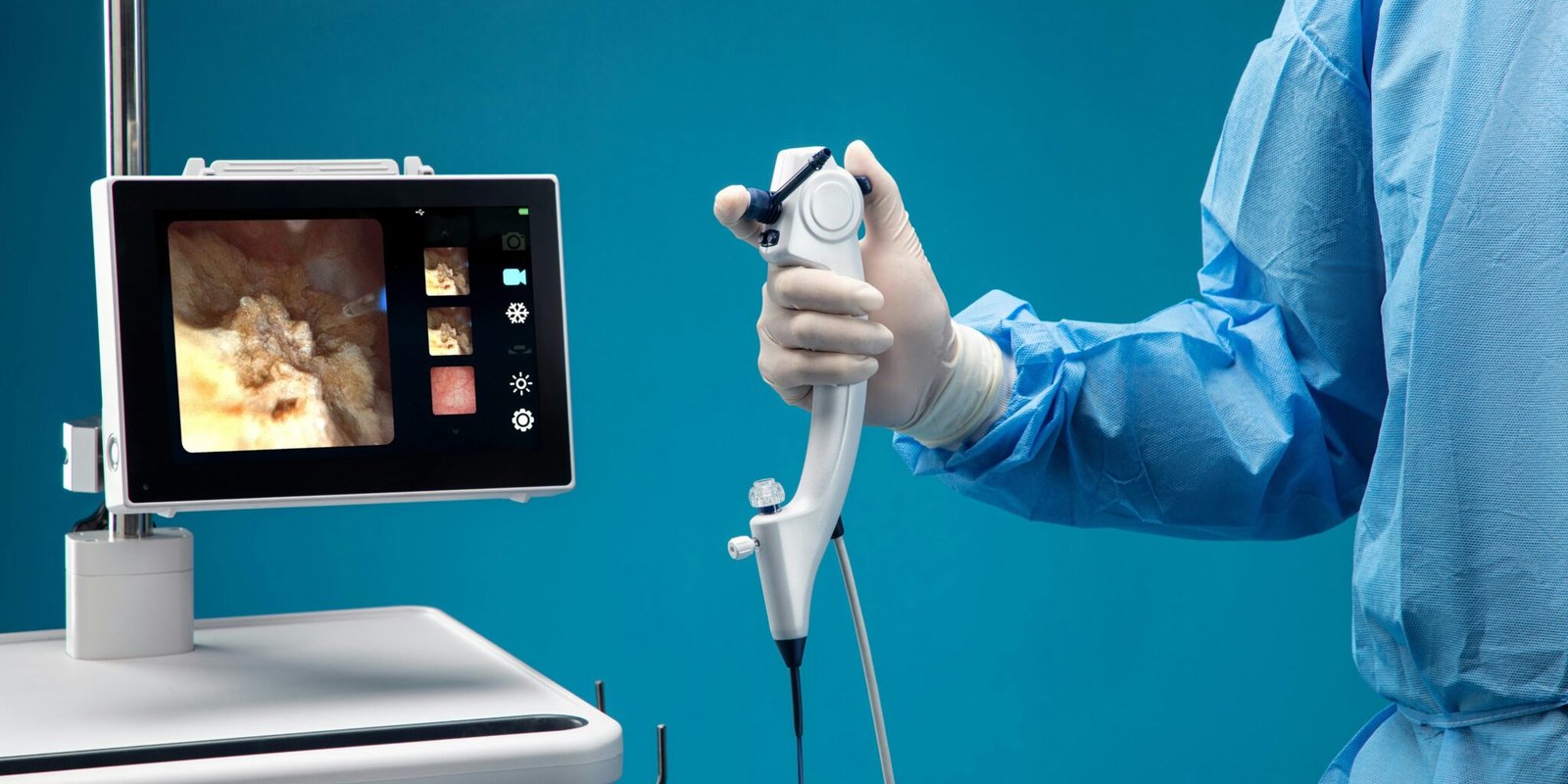 Dr. Anand Utture, experienced urologist in Mumbai specializing in kidney stone treatment, prostate care, uro-oncology, and minimally invasive urological surgery.